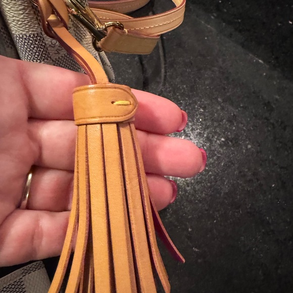 Louis Vuitton Damier Azul Croisette - Picture 10 of 13